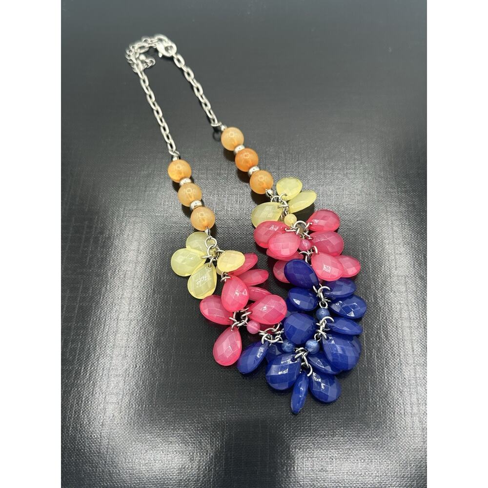 VTG Bauble Necklace Multicolor Lucite Bead Spring Festival Gold Tone Accent Bib